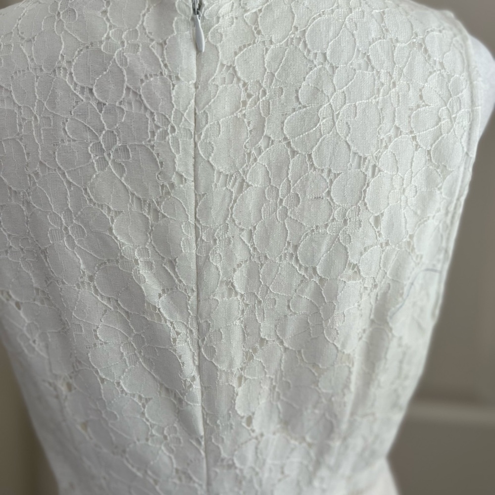 White a line eyelet dress - great waist detail. Lined. - Picture 5 of 7